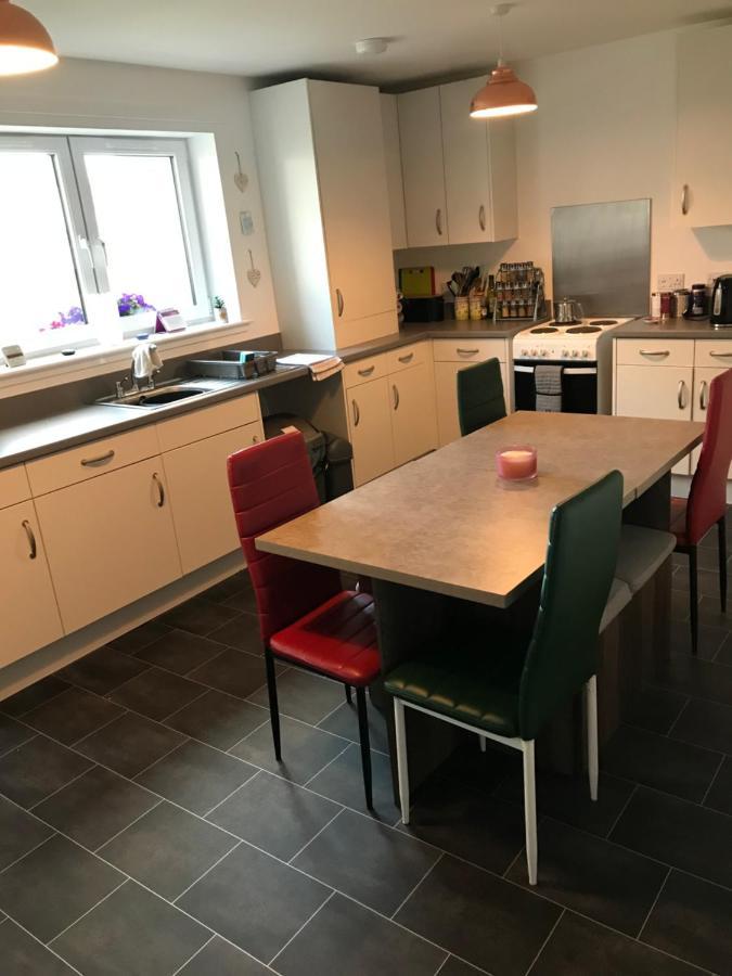 Modern And Bright Home In Quiet And Central Area Inverness Esterno foto