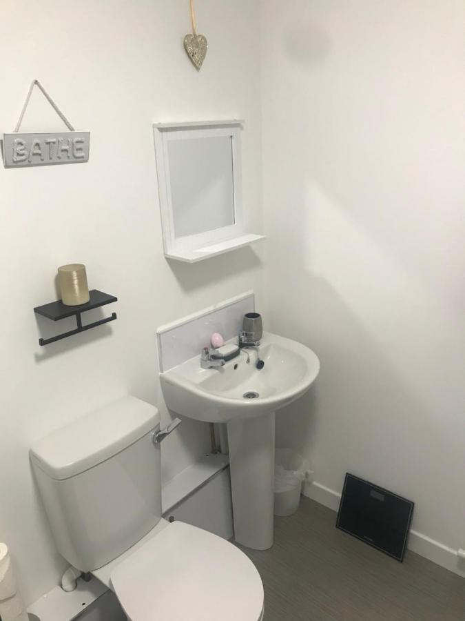 Modern And Bright Home In Quiet And Central Area Inverness Esterno foto